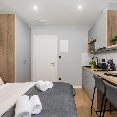R&G City Vibes Apartments Rijeka Exterior photo