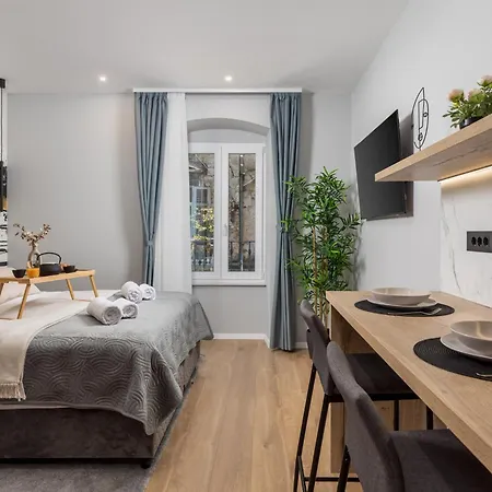 R&G City Vibes Apartments Rijeka Exterior photo